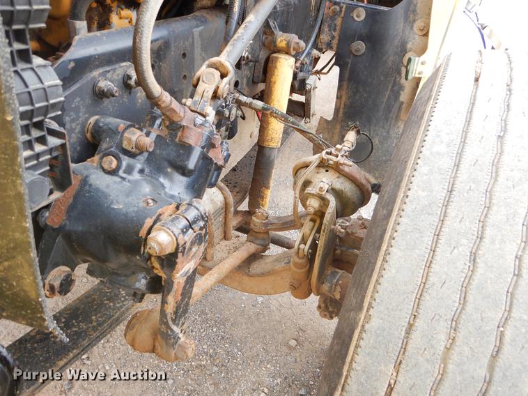 image for item EZ9802 2003 Freightliner FLD semi truck