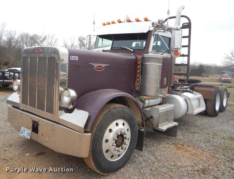 image for item EZ9803 1994 Peterbilt 379 semi truck