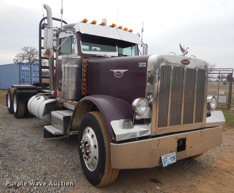 image for item EZ9803 1994 Peterbilt 379 semi truck