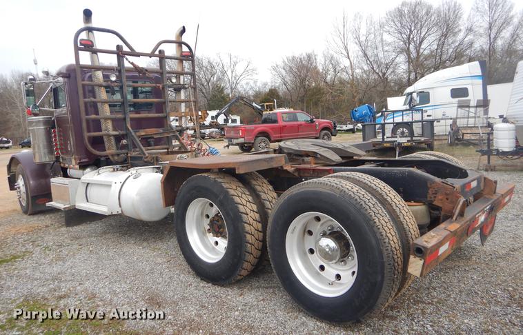 image for item EZ9803 1994 Peterbilt 379 semi truck
