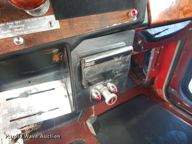 image for item EZ9803 1994 Peterbilt 379 semi truck