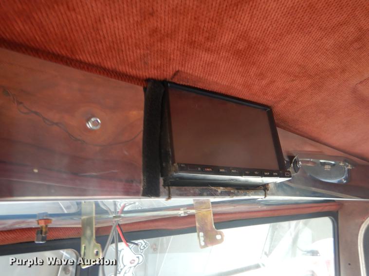 image for item EZ9803 1994 Peterbilt 379 semi truck