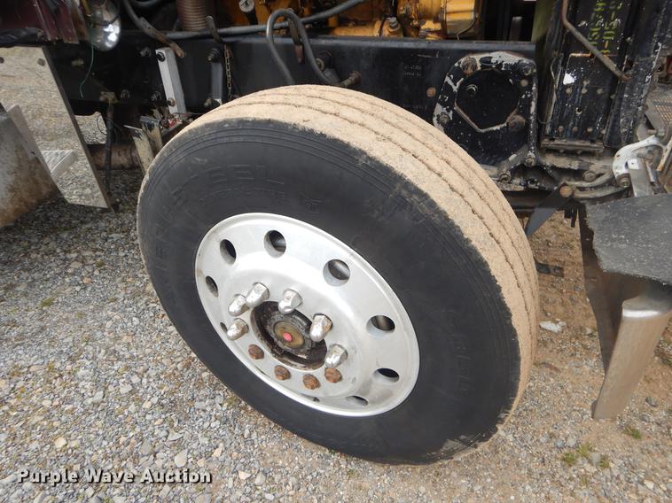 image for item EZ9803 1994 Peterbilt 379 semi truck