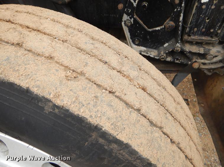 image for item EZ9803 1994 Peterbilt 379 semi truck