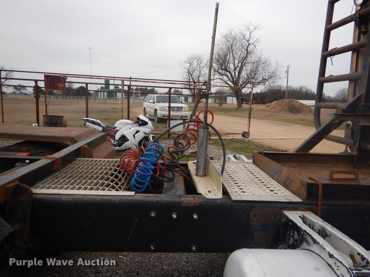 image for item EZ9803 1994 Peterbilt 379 semi truck