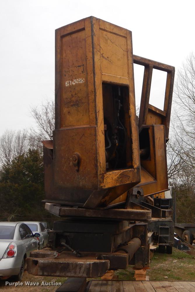 image for item EZ9805 Timber King TK560DS log loader