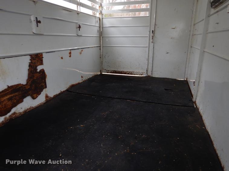 image for item EZ9807 2006 Cm Trailers livestock trailer