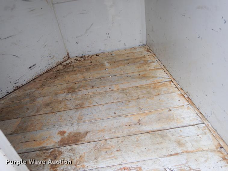 image for item EZ9807 2006 Cm Trailers livestock trailer