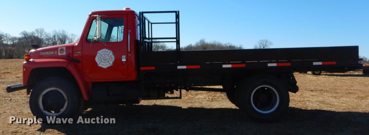 image for item EZ9812 1982 International S1900 fire truck