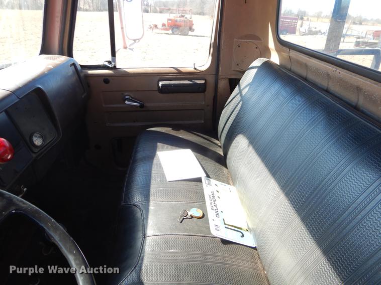 image for item EZ9812 1982 International S1900 fire truck