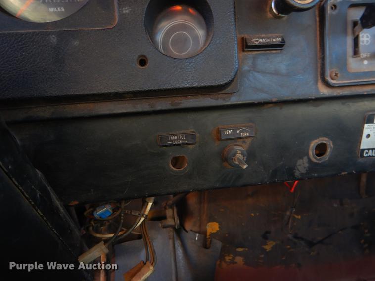 image for item EZ9812 1982 International S1900 fire truck