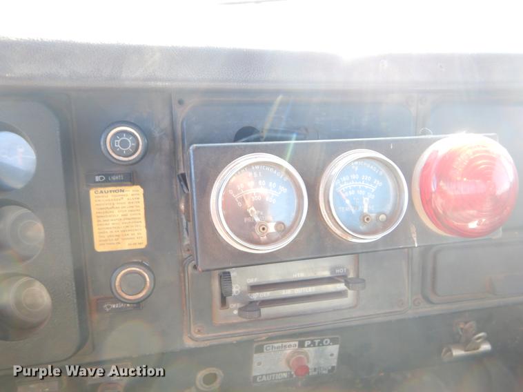 image for item EZ9812 1982 International S1900 fire truck