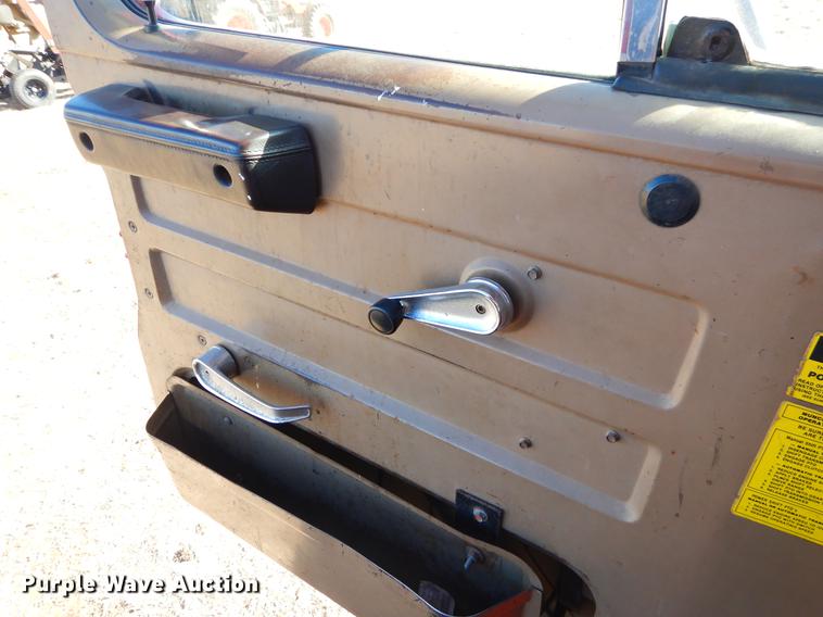 image for item EZ9812 1982 International S1900 fire truck