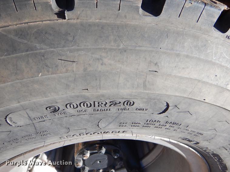 image for item EZ9812 1982 International S1900 fire truck