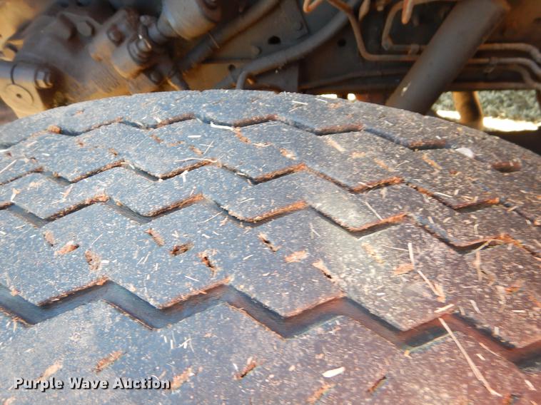 image for item EZ9812 1982 International S1900 fire truck