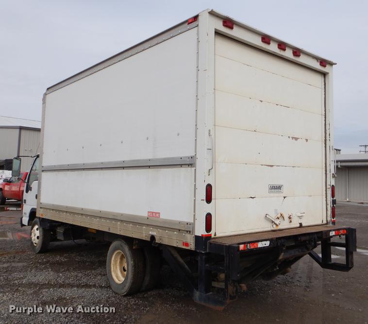 image for item EZ9814 2005 GMC W4500 box truck