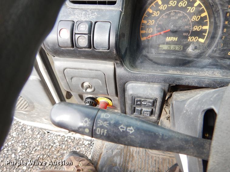 image for item EZ9814 2005 GMC W4500 box truck