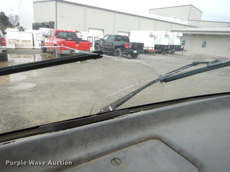 image for item EZ9814 2005 GMC W4500 box truck