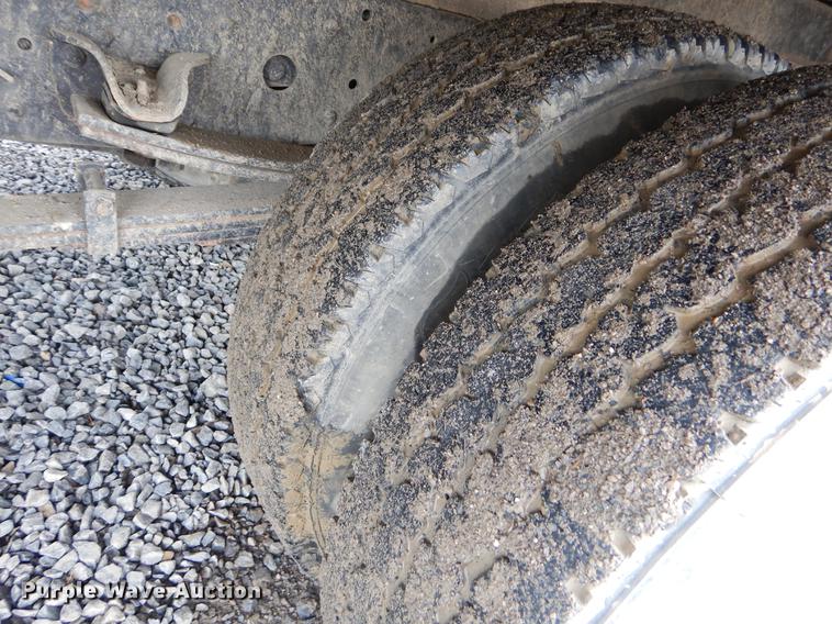 image for item EZ9814 2005 GMC W4500 box truck