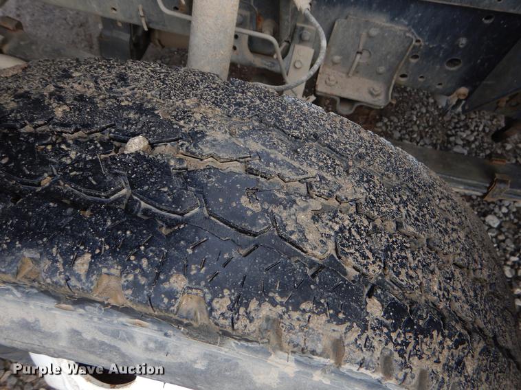 image for item EZ9814 2005 GMC W4500 box truck