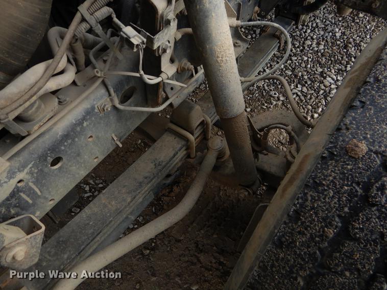 image for item EZ9814 2005 GMC W4500 box truck