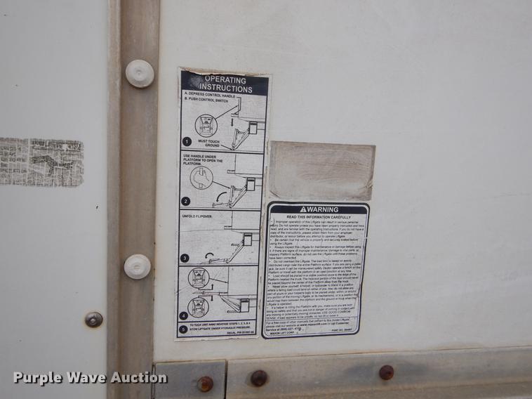 image for item EZ9814 2005 GMC W4500 box truck