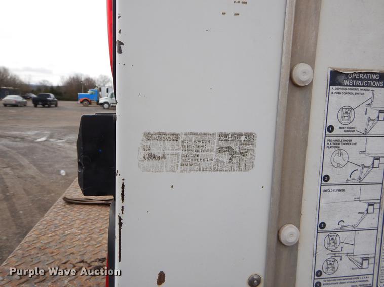 image for item EZ9814 2005 GMC W4500 box truck