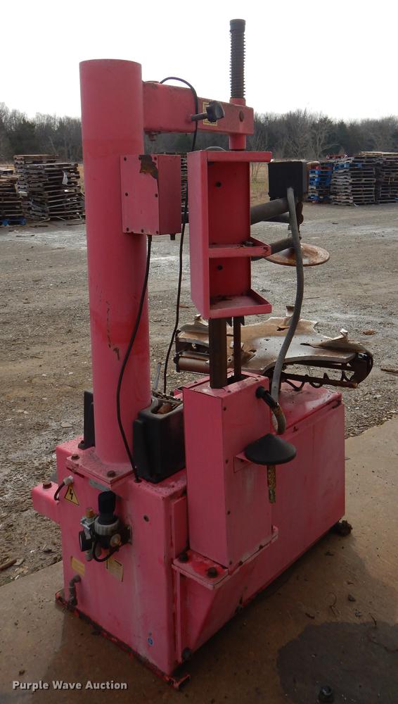 image for item EZ9818 Tire and balance machines