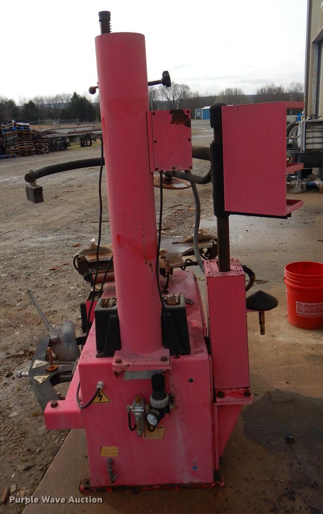 image for item EZ9818 Tire and balance machines