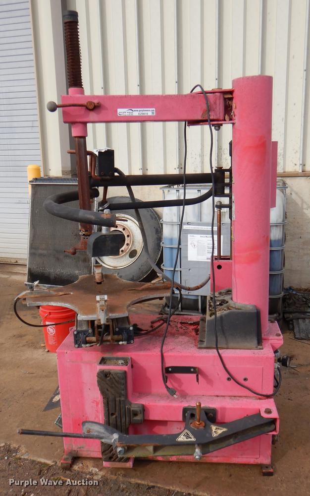 image for item EZ9818 Tire and balance machines