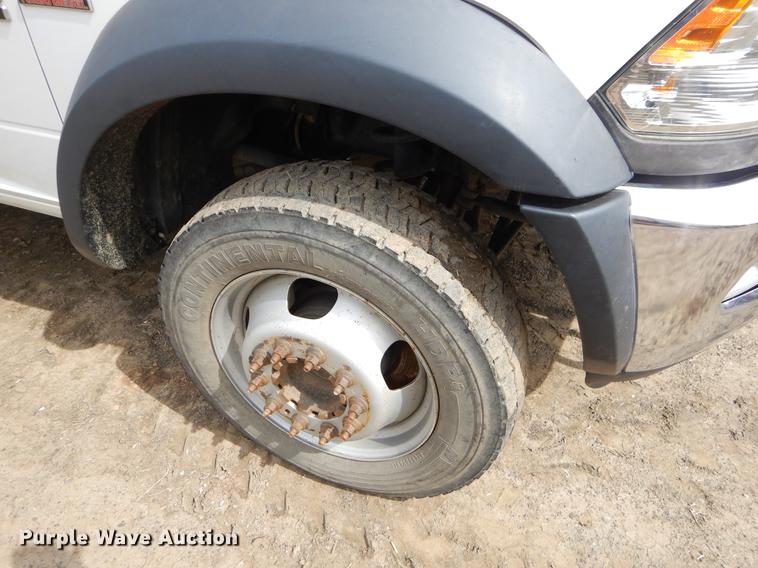 image for item EZ9823 2013 Dodge Ram 5500 Crew Cab utility truck