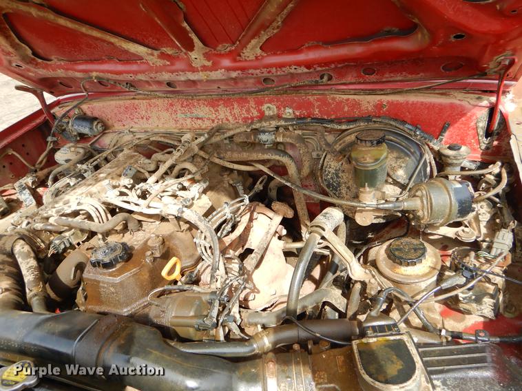 image for item EZ9828 1994 Toyota Tacoma XtraCab flatbed pickup truck