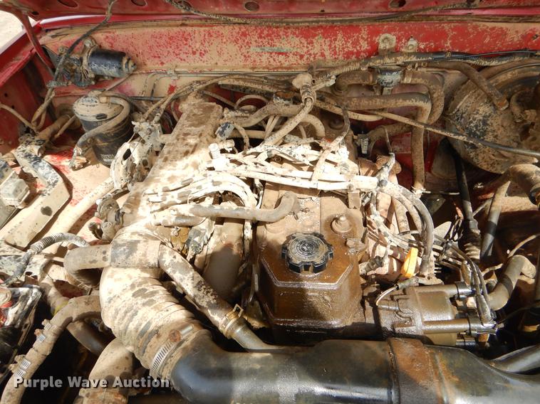 image for item EZ9828 1994 Toyota Tacoma XtraCab flatbed pickup truck