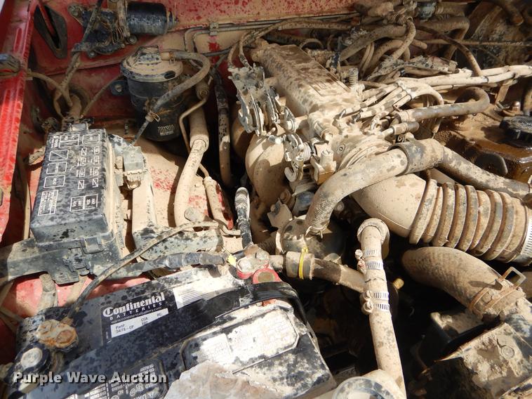 image for item EZ9828 1994 Toyota Tacoma XtraCab flatbed pickup truck