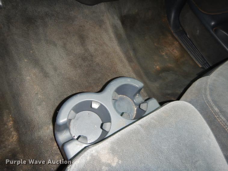 image for item EZ9834 2001 Chevrolet Silverado 1500 Ext. Cab pickup truck