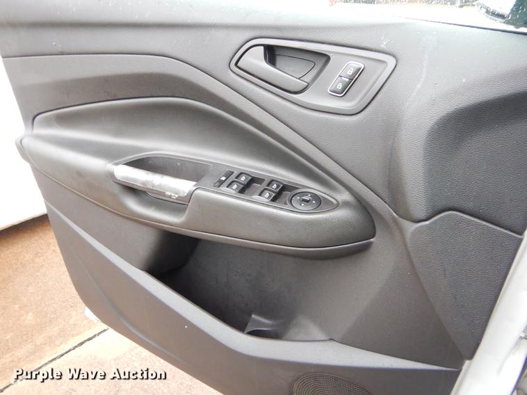 image for item EZ9835 2013 Ford Escape SUV