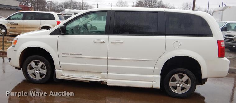 image for item EZ9836 2010 Dodge Grand Caravan SE handicap accessible van