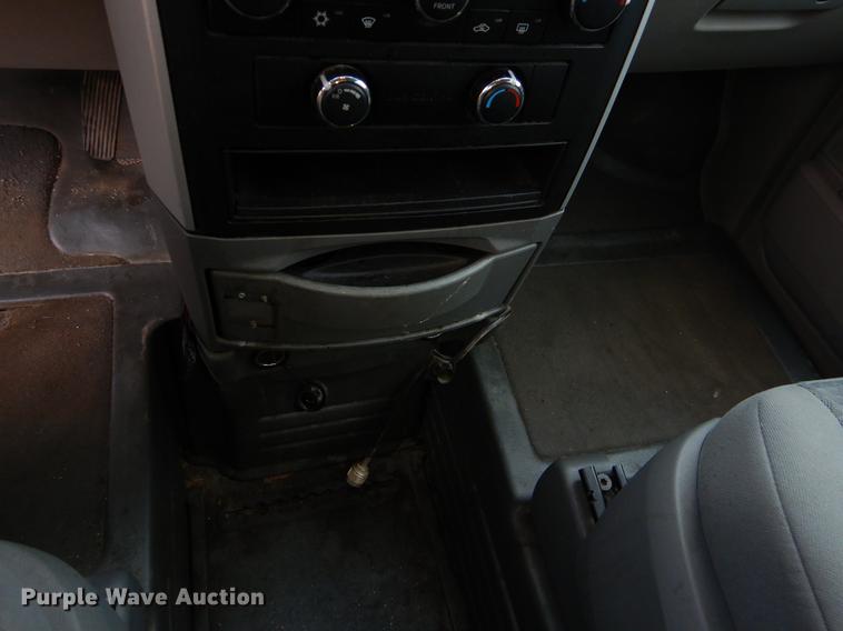 image for item EZ9836 2010 Dodge Grand Caravan SE handicap accessible van