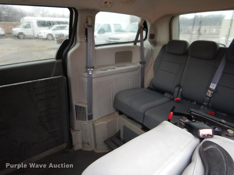 image for item EZ9836 2010 Dodge Grand Caravan SE handicap accessible van
