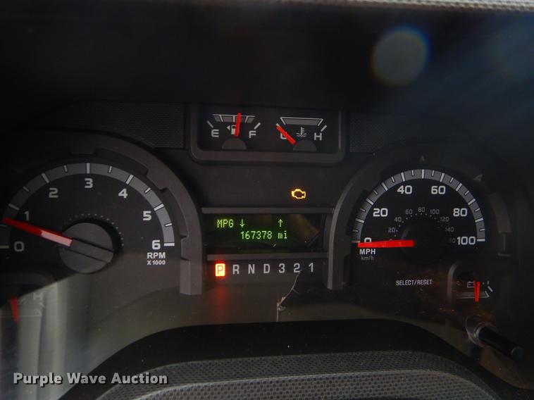 image for item EZ9837 2009 Ford Econoline E450 shuttle bus