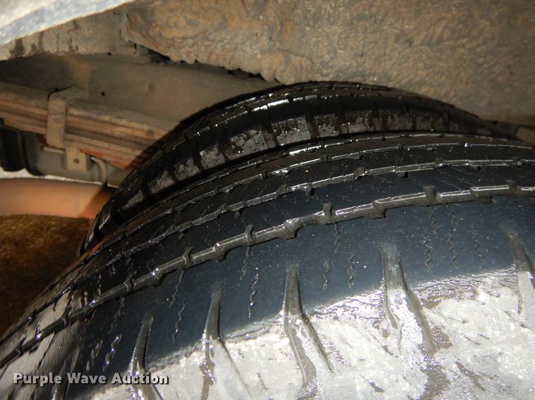 image for item EZ9837 2009 Ford Econoline E450 shuttle bus