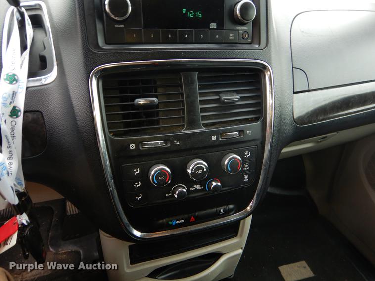 image for item EZ9838 2011 Dodge Grand Caravan Express handicap accessible van