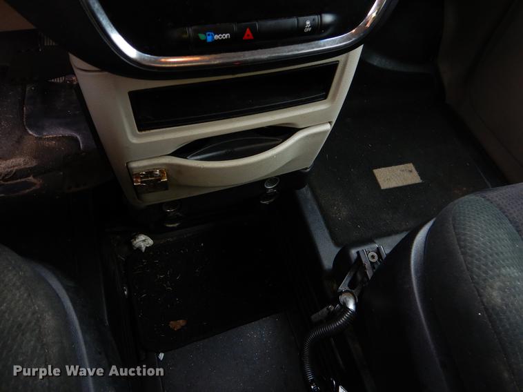 image for item EZ9838 2011 Dodge Grand Caravan Express handicap accessible van