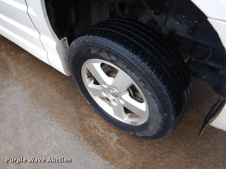 image for item EZ9838 2011 Dodge Grand Caravan Express handicap accessible van