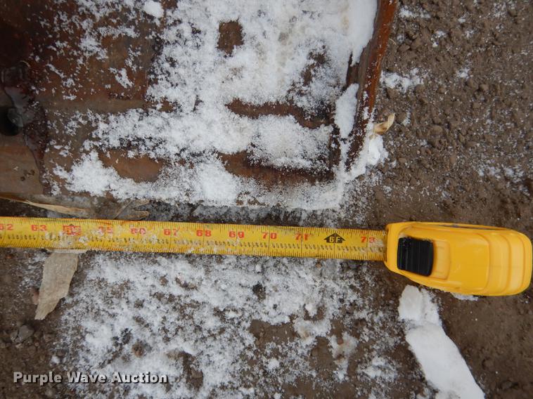 image for item FA9269 Skid steer grapple bucket