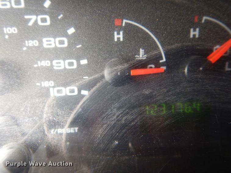 image for item FA9270 2004 Ford E450 school bus