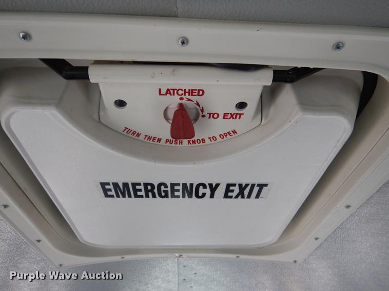 image for item FA9270 2004 Ford E450 school bus