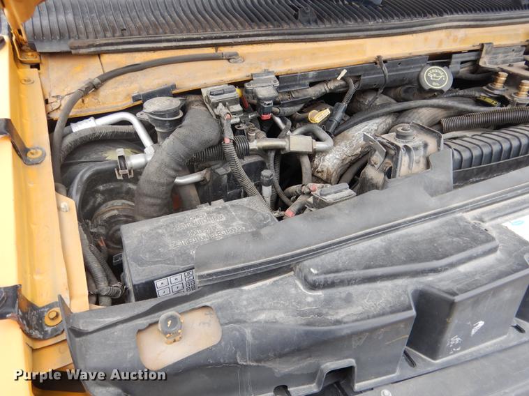 image for item FA9270 2004 Ford E450 school bus