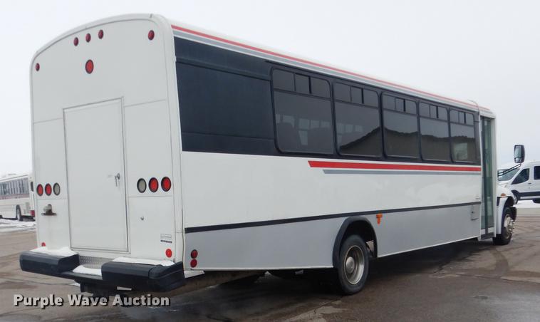 image for item FA9271 2008 International Champion shuttle bus