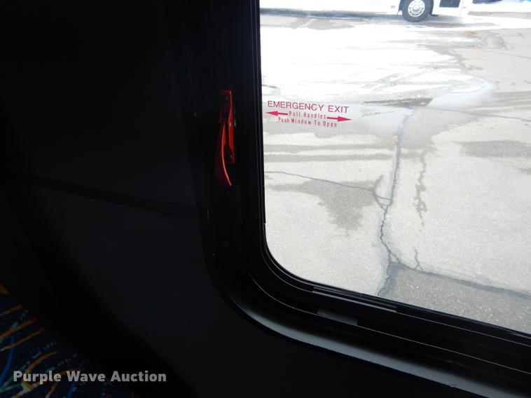 image for item FA9271 2008 International Champion shuttle bus